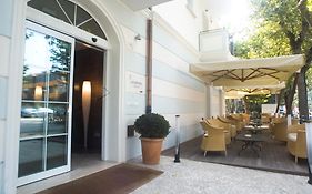 Hotel Accademia Rivabella